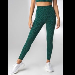 Green Leopard Balance Athletica Leggings, Small, NWOT